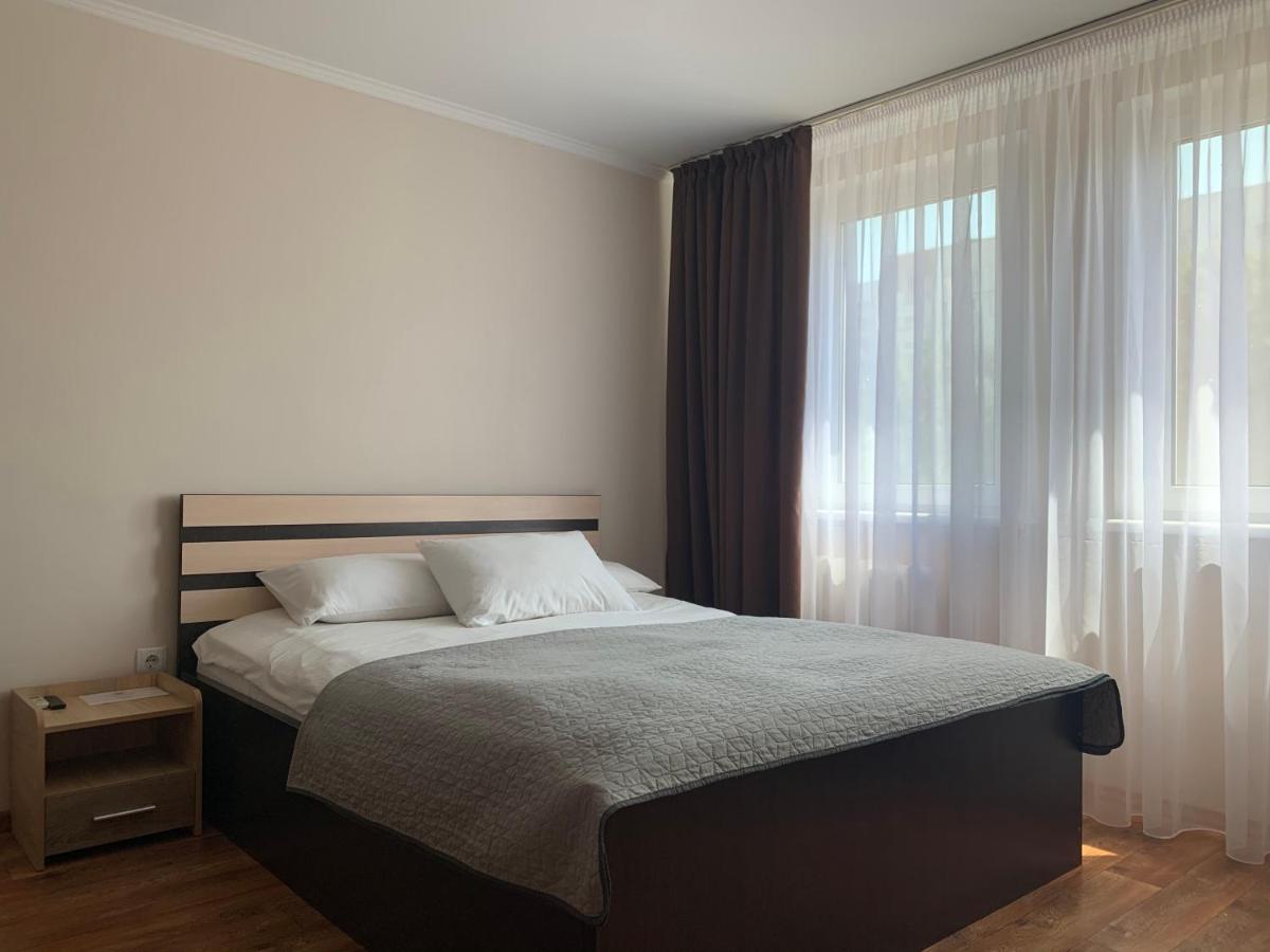 Апартаменты Возле Днепра Cherkasy Exterior photo